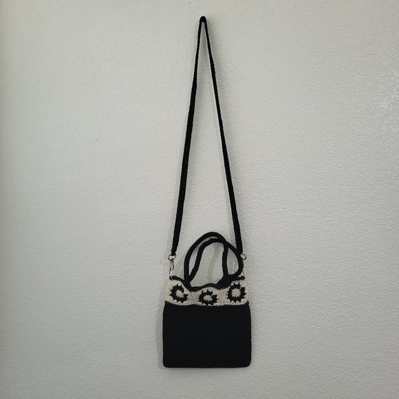 Women's Sun Pattern Crochet Knit Mini Crossbody Bag in Black and White - Picture 4 of 11